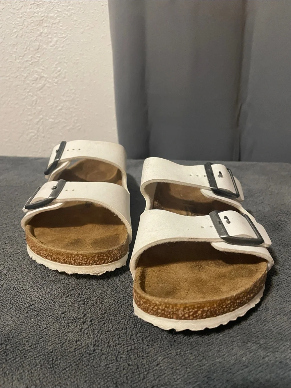 Birkenstock Arizona  White Two-Strap Women’s size 4/34 Sandals Silver Buckle